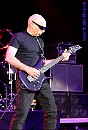 satriani03.jpg